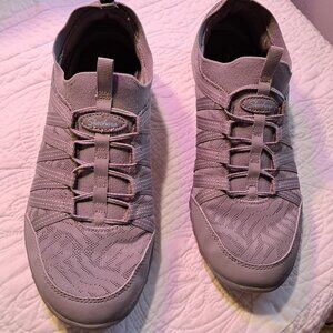 Skechers Gray Slip on Sneaker Size 9
